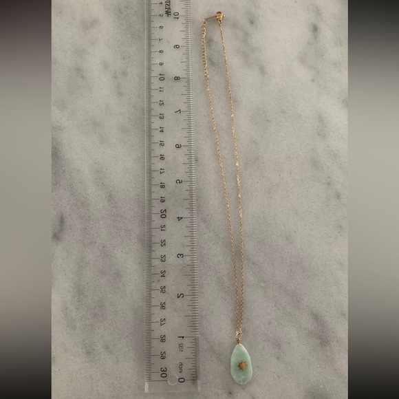 Gold Vintage Style Star Burst Stone Pendant Necklace Brand New - Picture 4 of 4